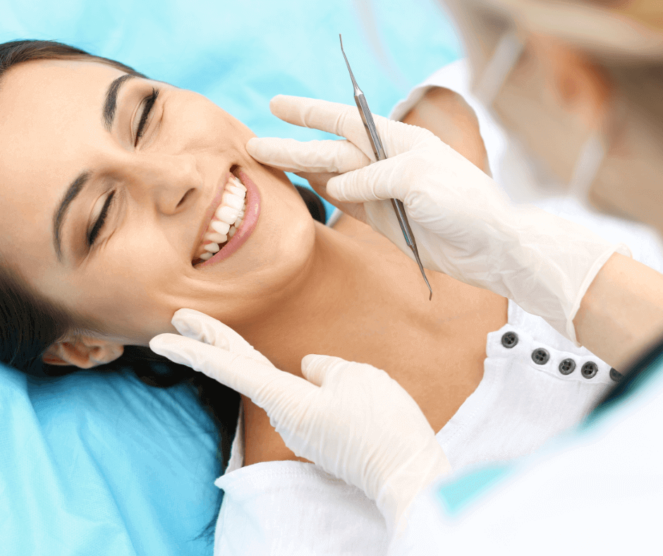 Wizyta u ortodonty z aparatem lingwalnym